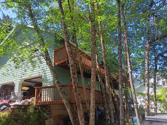 On Top Home Services on a job in Lebanon, Oregon